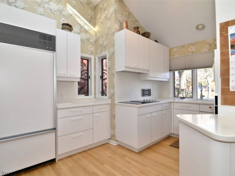 25844 Fairmount Boulevard , Beachwood, OH 44122 Photo 8