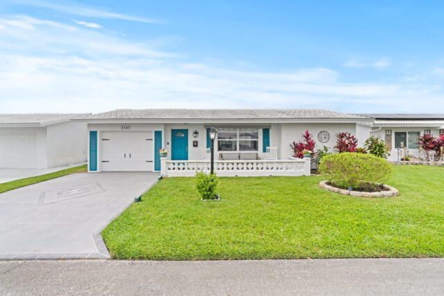 2387 SW 13th Terrace, Boynton Beach, FL 33426 Photo