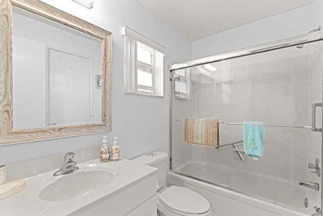 2387 SW 13th Terrace, Boynton Beach, FL 33426 Photo