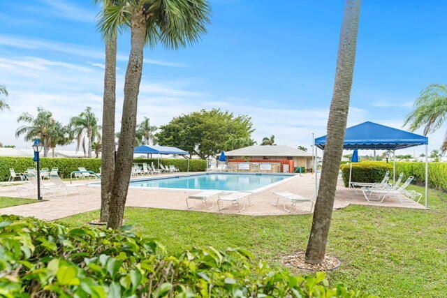 2387 SW 13th Terrace, Boynton Beach, FL 33426 Photo