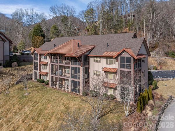 1650 Country Club Drive, Unit C302, Maggie Valley, NC 28751