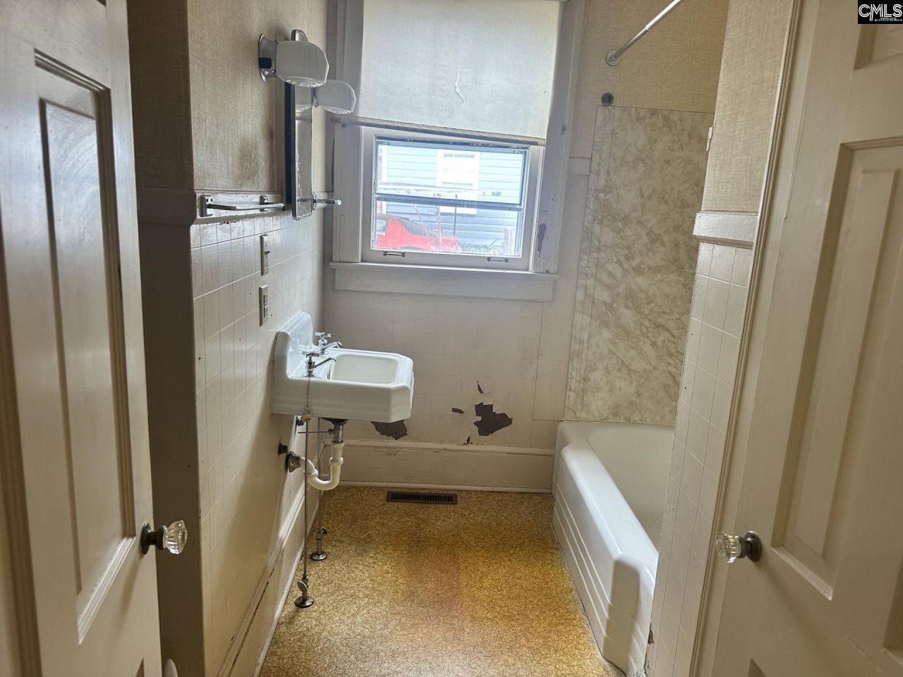 2014 Johnstone Street  Photo 10