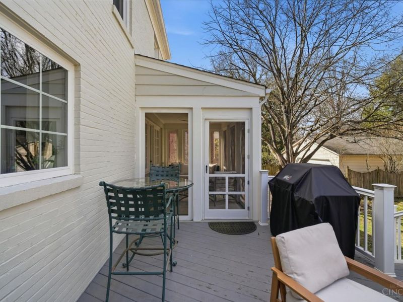 6710 Miami Bluff Drive, Mariemont, OH 45227 Photo 57