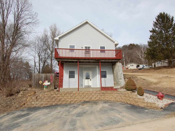 22140 Main Street, Hillsboro, WI 54634