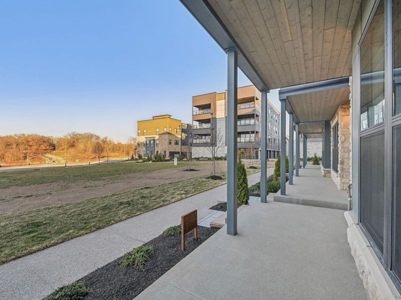 2256 Quarry Trails Drive , Columbus, OH 43228 Photo 10