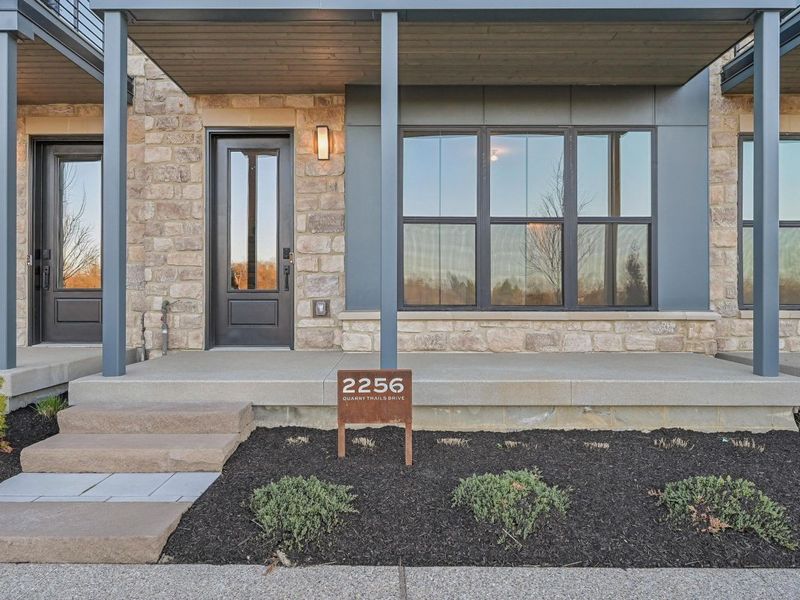 2256 Quarry Trails Drive , Columbus, OH 43228 Photo 3