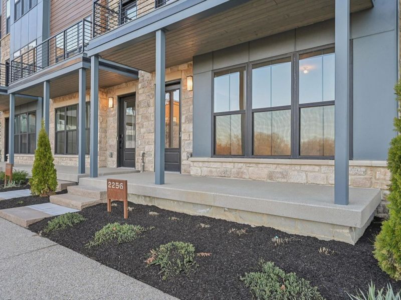 2256 Quarry Trails Drive , Columbus, OH 43228 Photo 4