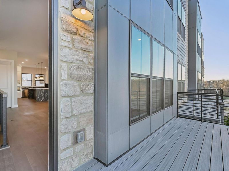 2256 Quarry Trails Drive , Columbus, OH 43228 Photo 6