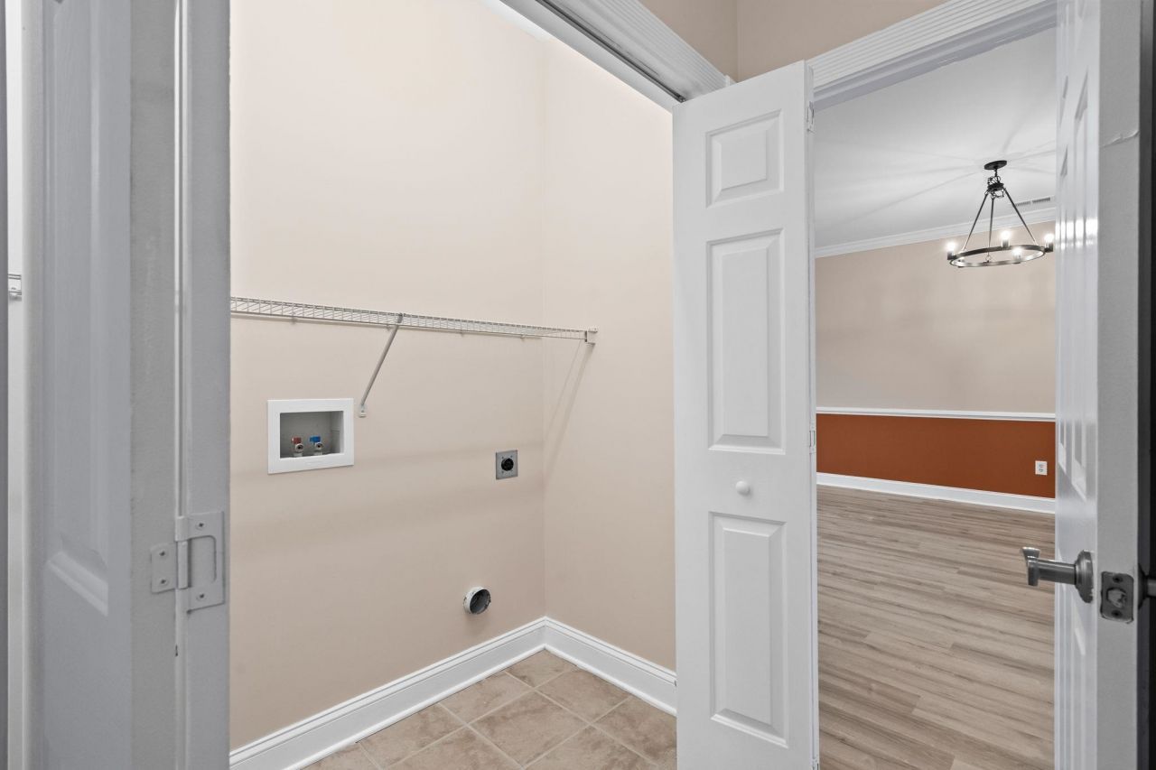 109 South Shore Blvd. Photo 29