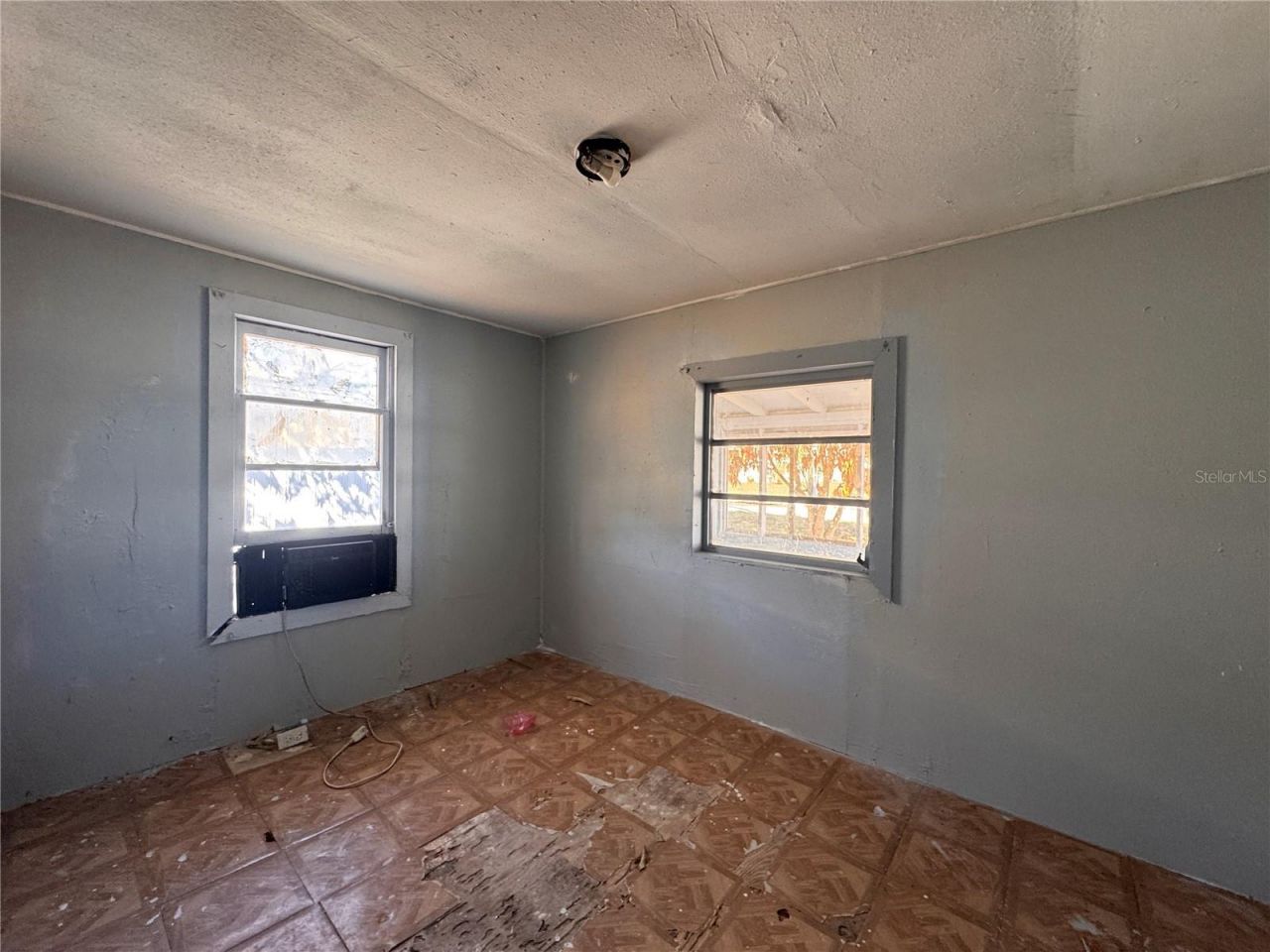 323 W 9th Street , Frostproof, FL 33843 Photo