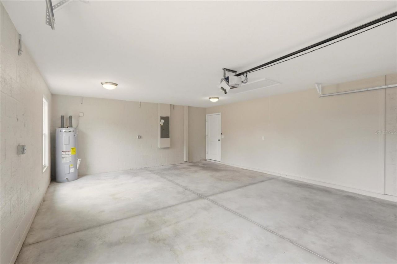 6823 Dickinson Drive, Sebring, FL 33872 Photo