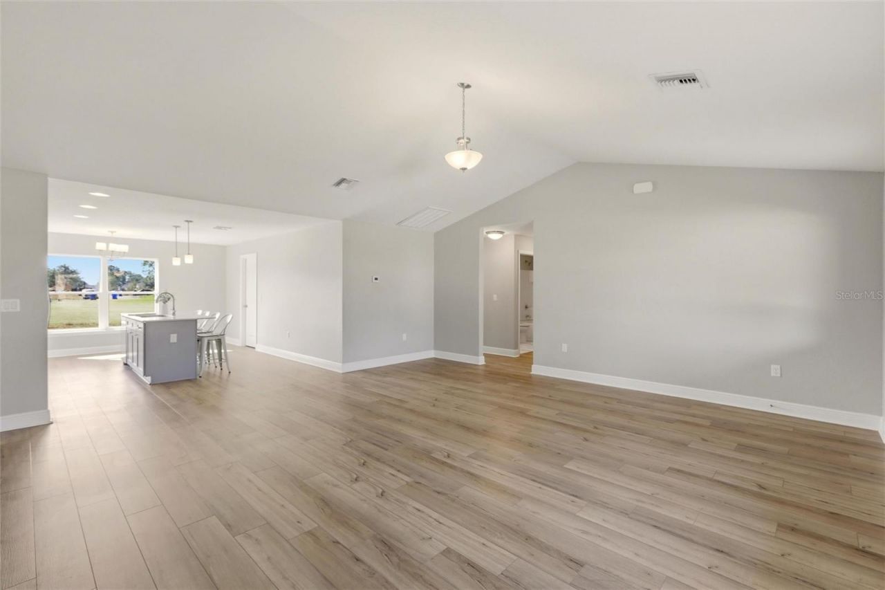 6823 Dickinson Drive, Sebring, FL 33872 Photo