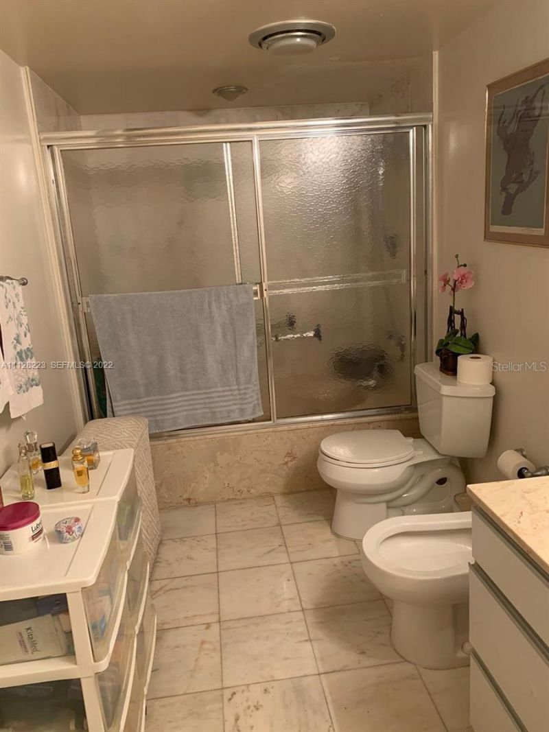 8877 Collins Avenue , Unit 506, Surfside, FL 33154 Photo