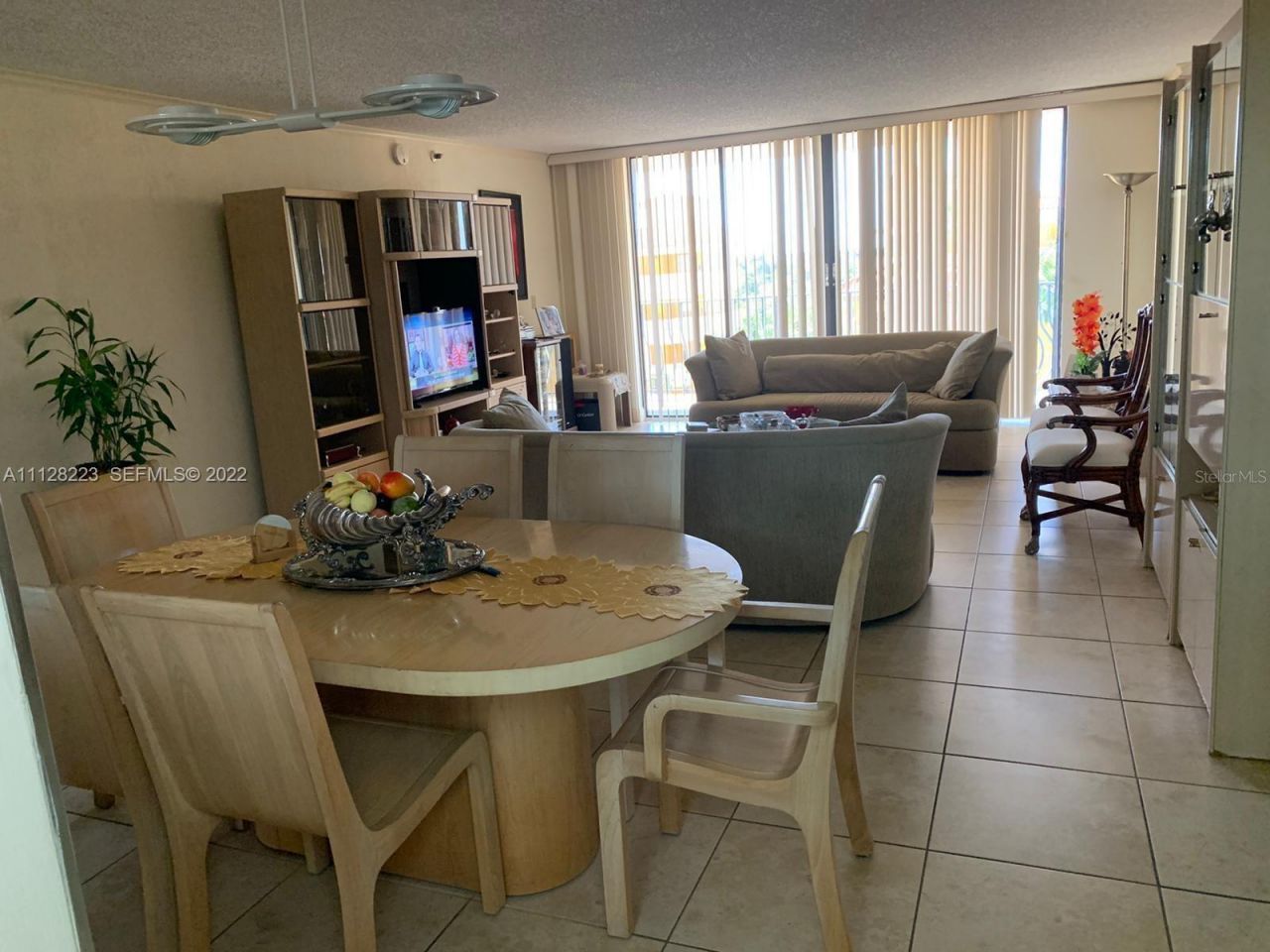 8877 Collins Avenue , Unit 506, Surfside, FL 33154 Photo