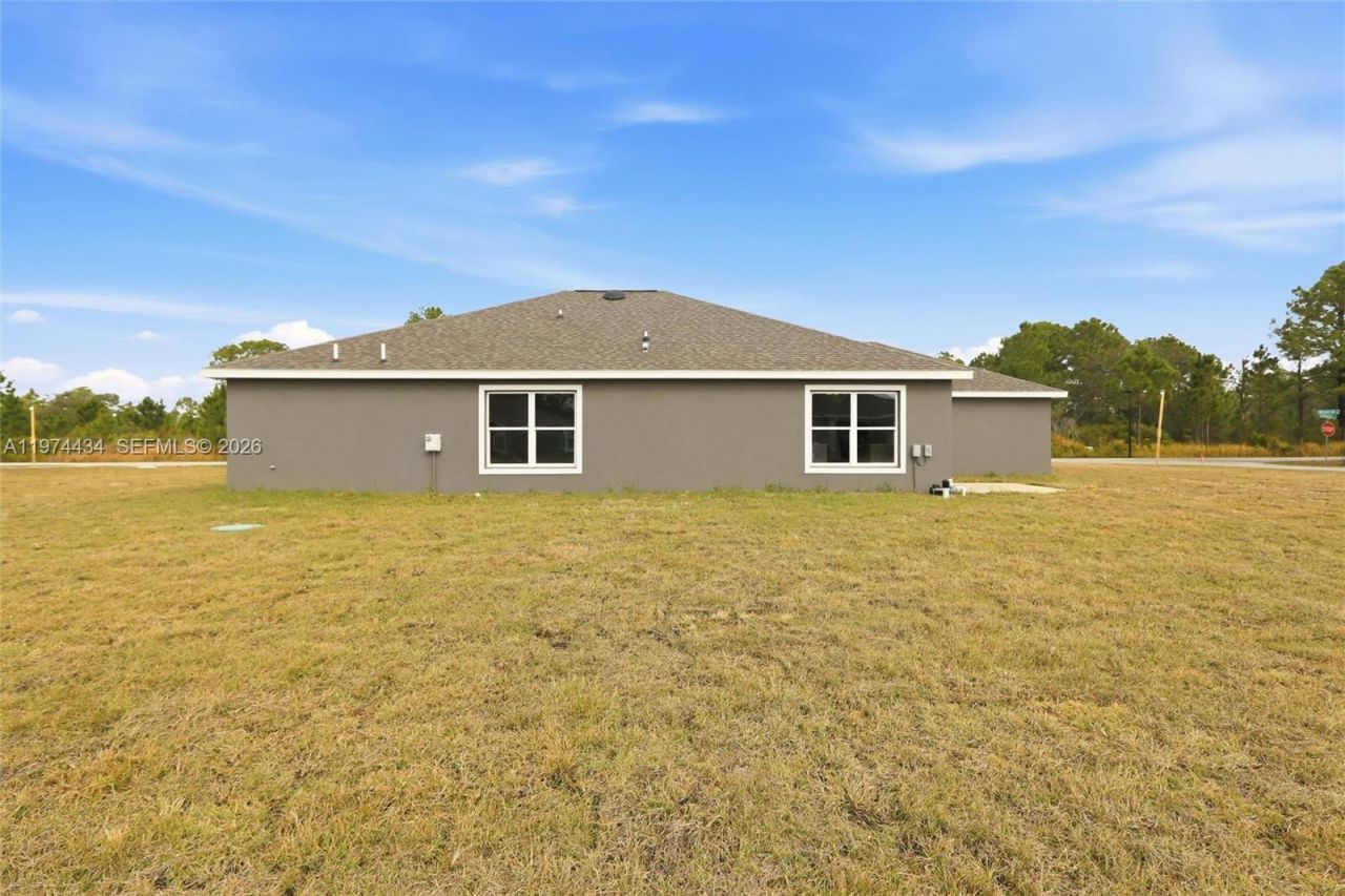 6823 Dickinson Drive, Sebring, FL 33872 Photo