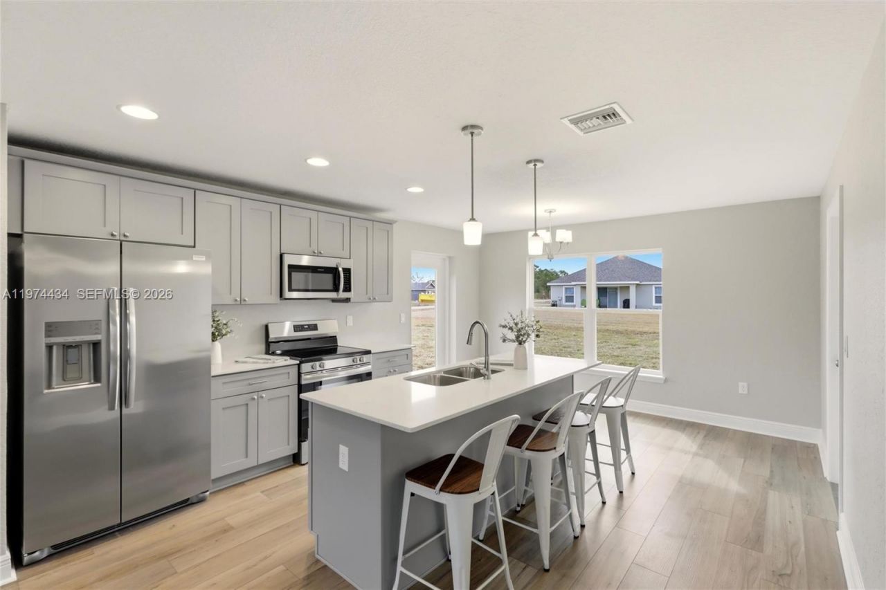 6823 Dickinson Drive, Sebring, FL 33872 Photo