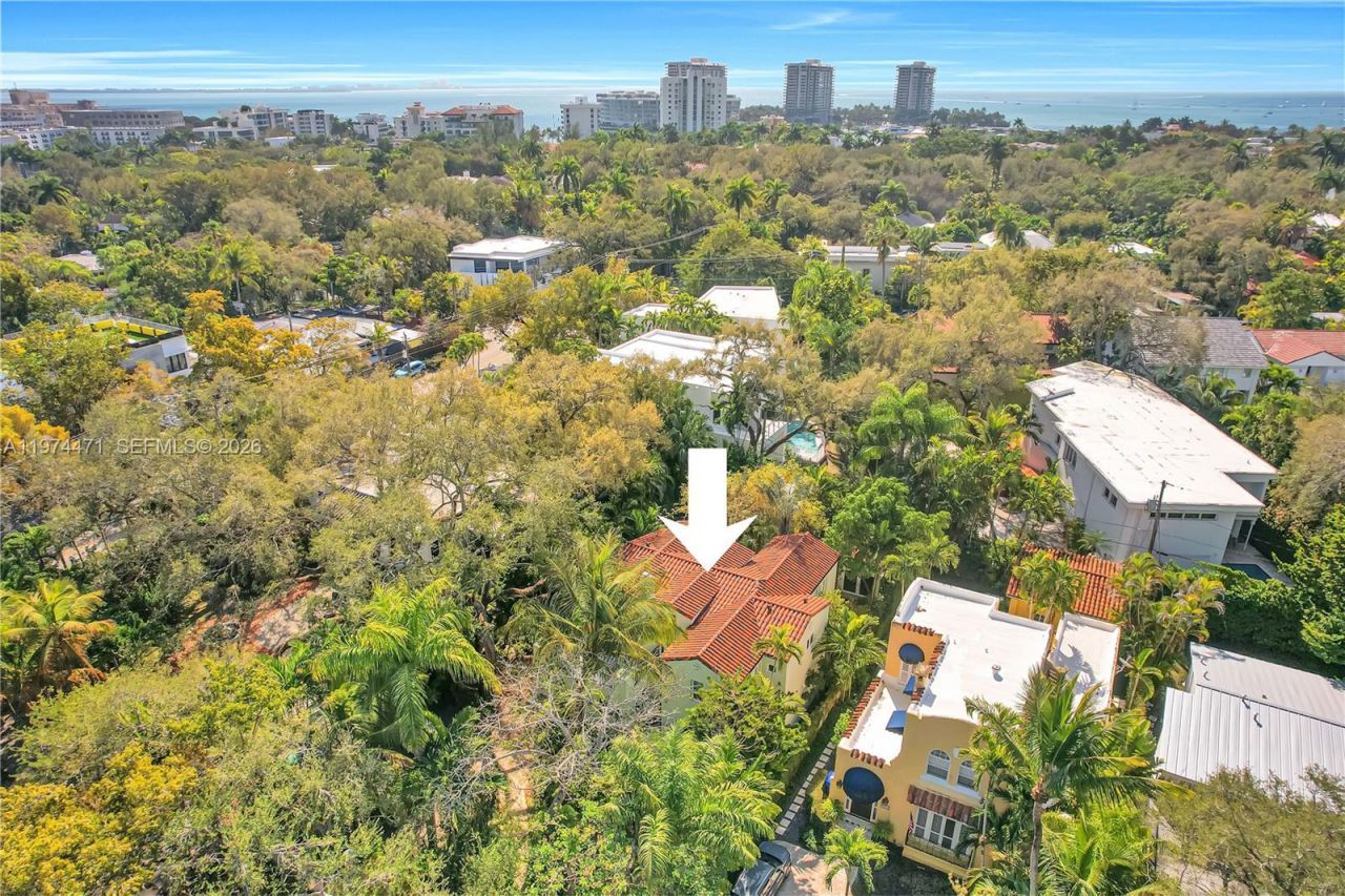 1720 Espanola Dr, Miami, FL 33133 Photo