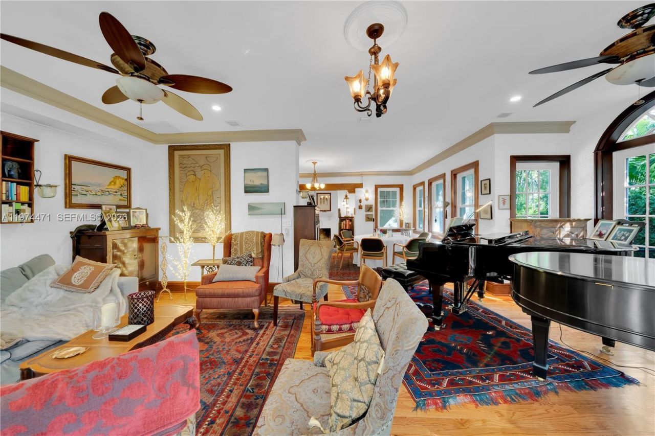 1720 Espanola Dr, Miami, FL 33133 Photo