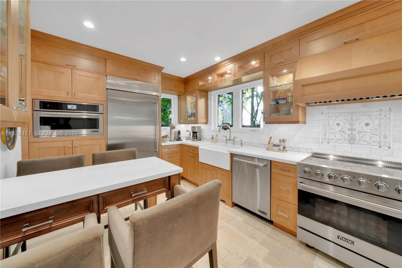 1720 Espanola Dr, Miami, FL 33133 Photo