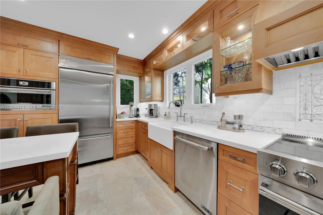 1720 Espanola Dr, Miami, FL 33133 Photo