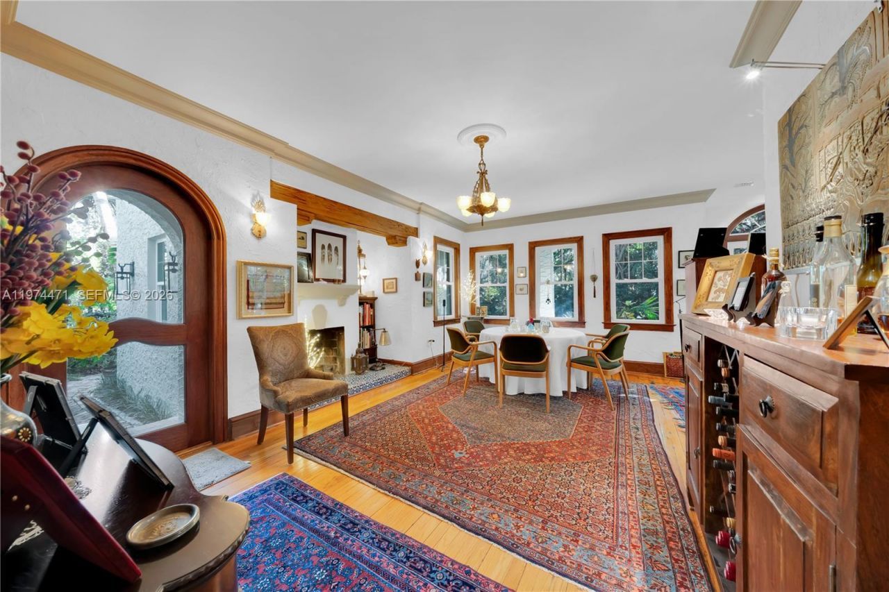 1720 Espanola Dr, Miami, FL 33133 Photo