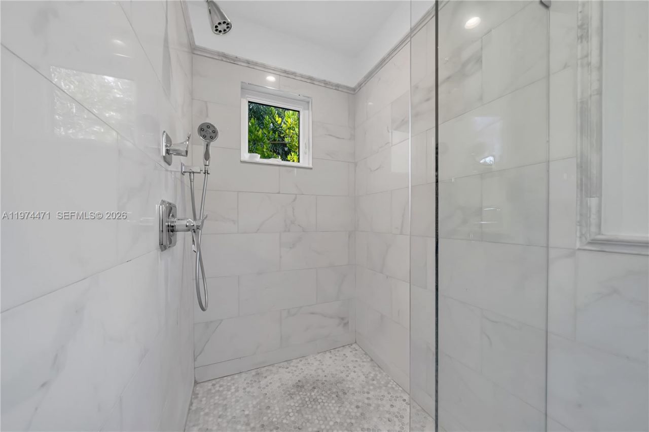 1720 Espanola Dr, Miami, FL 33133 Photo