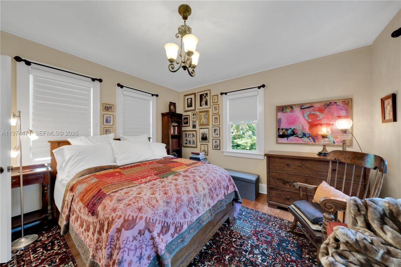 1720 Espanola Dr, Miami, FL 33133 Photo