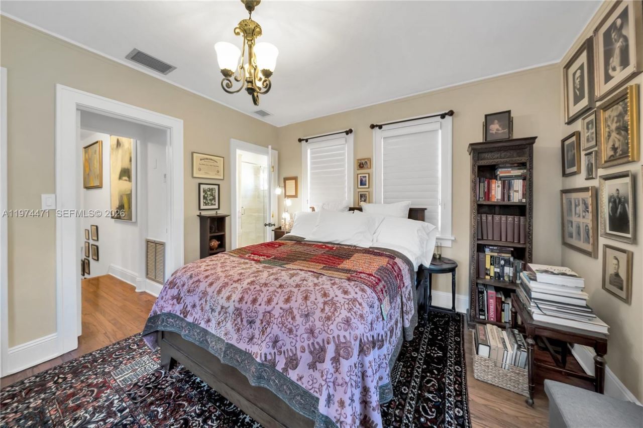 1720 Espanola Dr, Miami, FL 33133 Photo