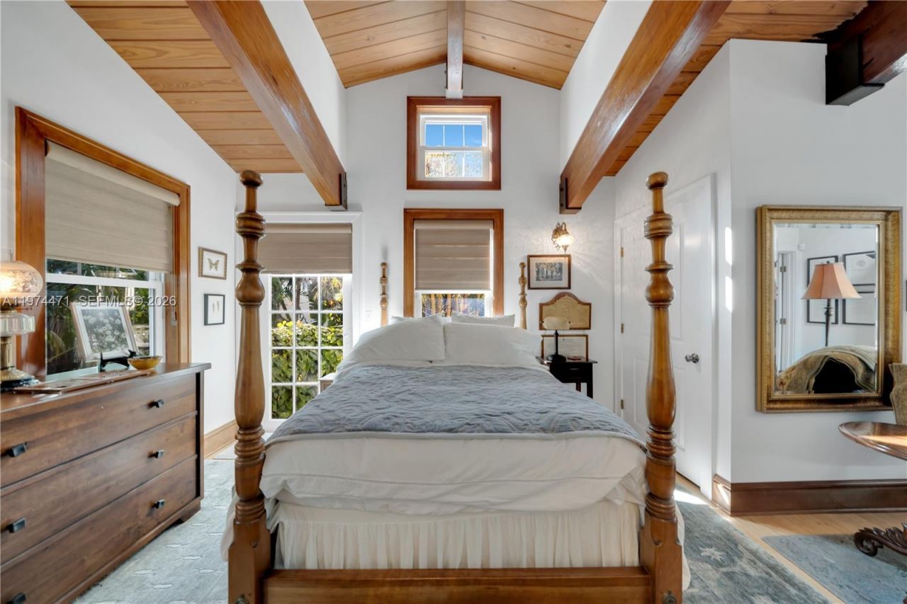 1720 Espanola Dr, Miami, FL 33133 Photo