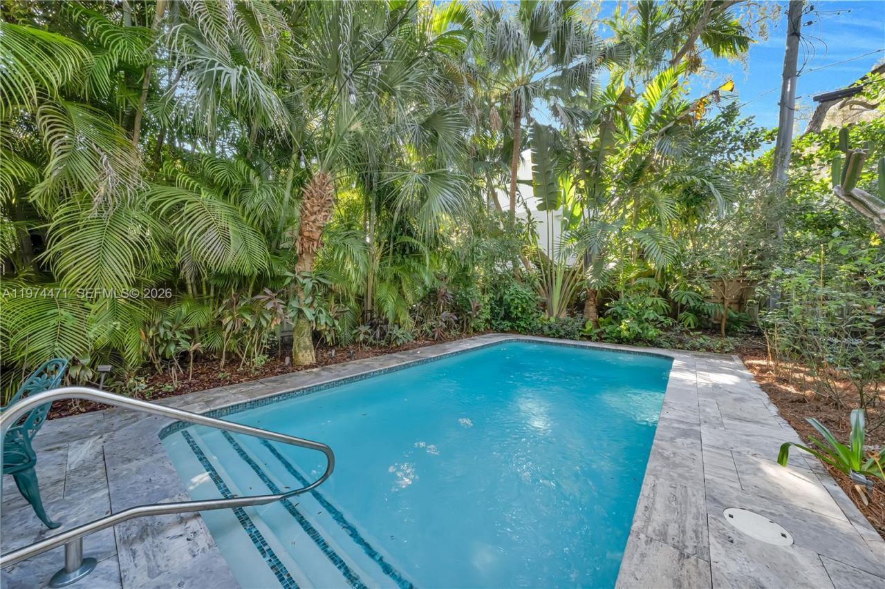 1720 Espanola Dr, Miami, FL 33133 Photo