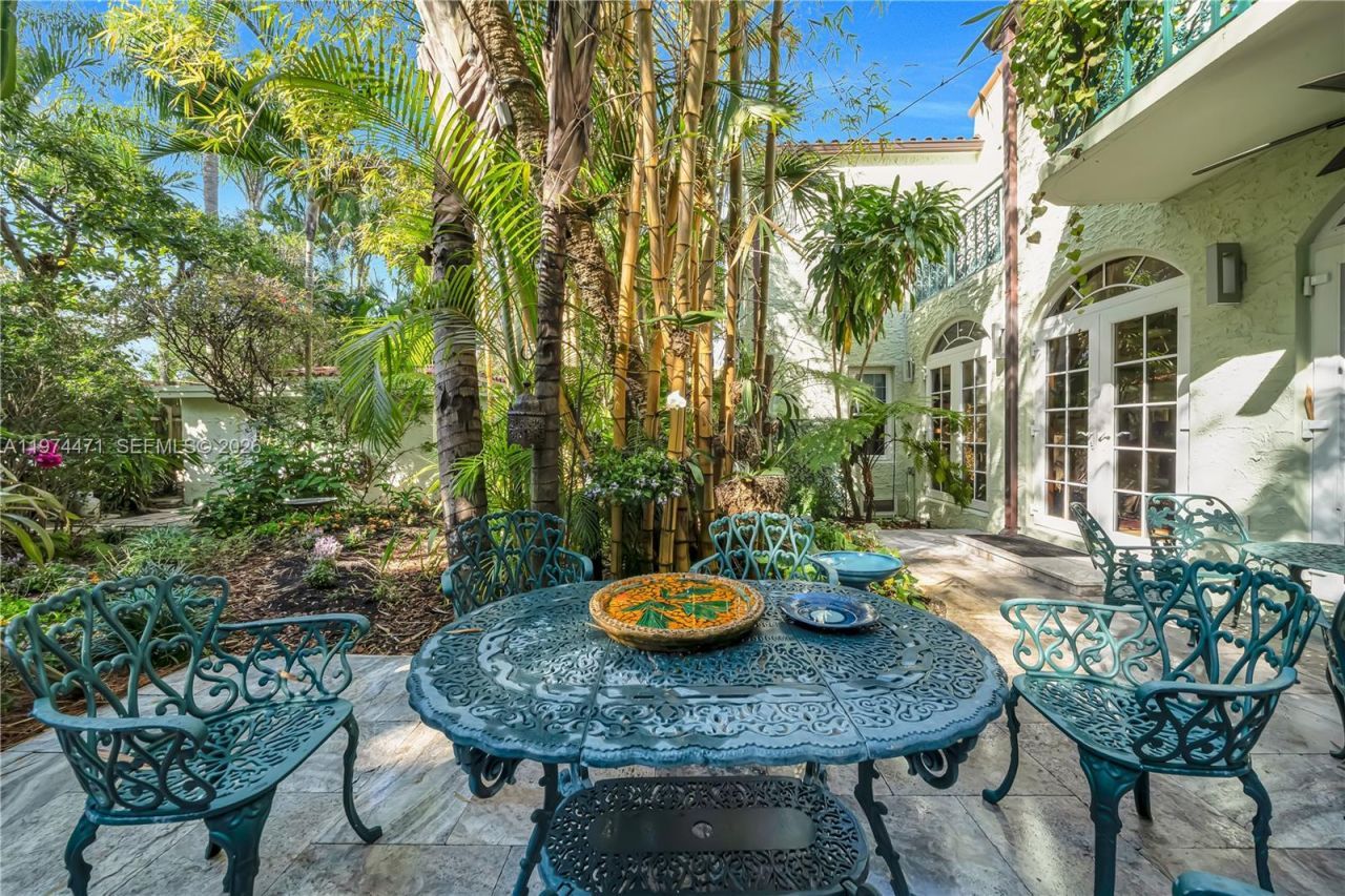 1720 Espanola Dr, Miami, FL 33133 Photo