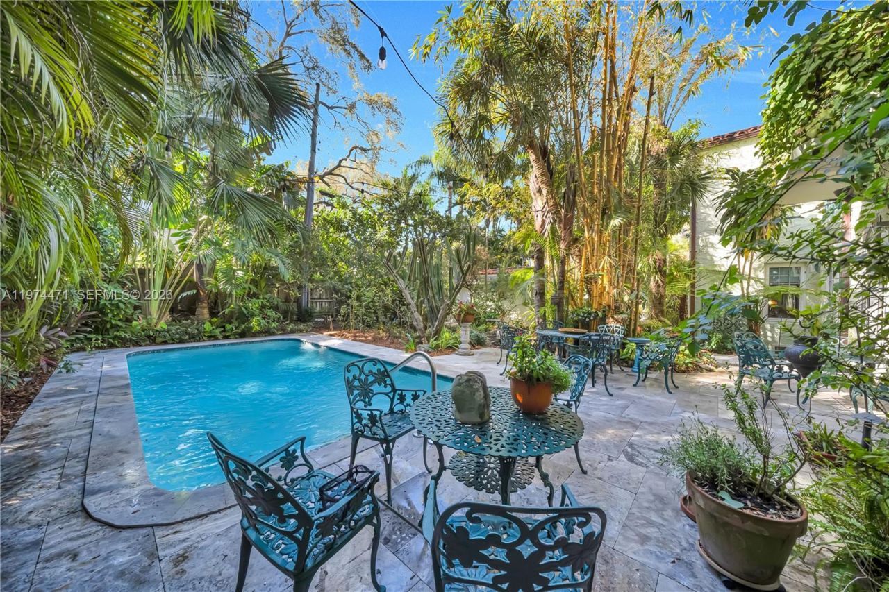 1720 Espanola Dr, Miami, FL 33133 Photo