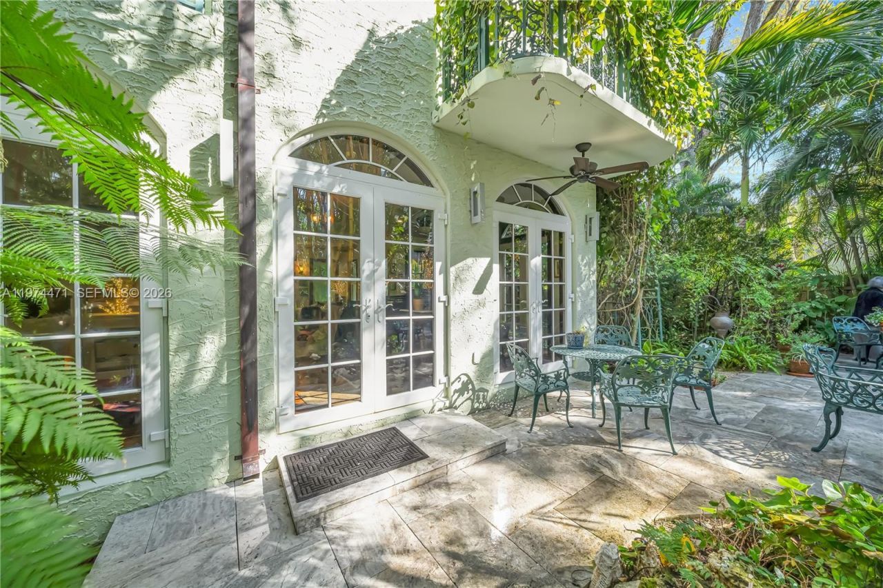 1720 Espanola Dr, Miami, FL 33133 Photo