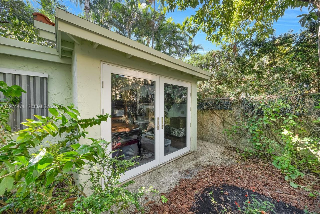 1720 Espanola Dr, Miami, FL 33133 Photo