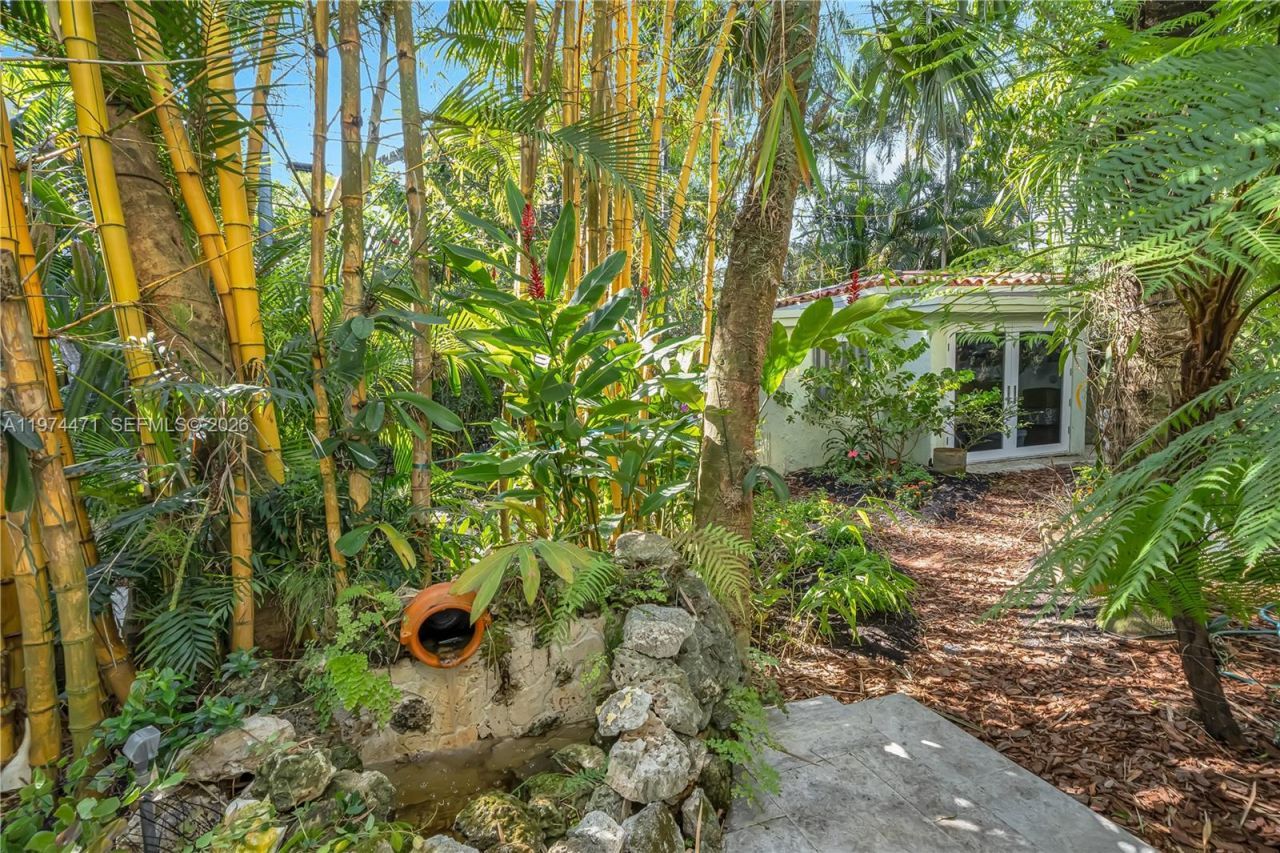 1720 Espanola Dr, Miami, FL 33133 Photo