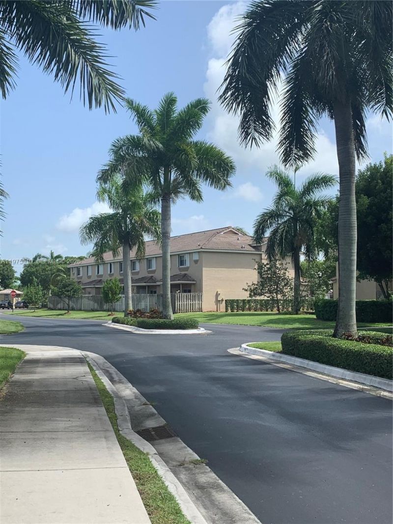 2211 SE 23rd Rd, Unit 2211, Homestead, FL 33035 Photo
