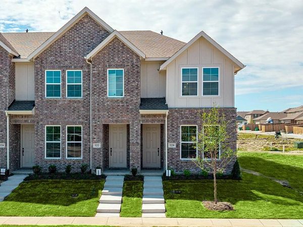 5220 Springlake Parkway, Haltom City, TX 76117