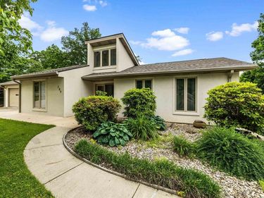 389 Lakeview Dr, Somerset, KY 42503