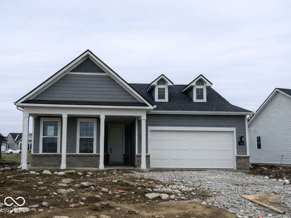 3201 Balsamroot Road , Greenwood, IN 46143