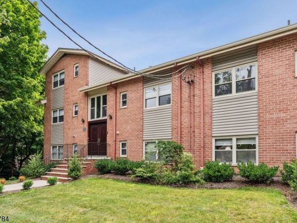 31 Upper Mountain Ave, Unit 4, Montclair, NJ 07042