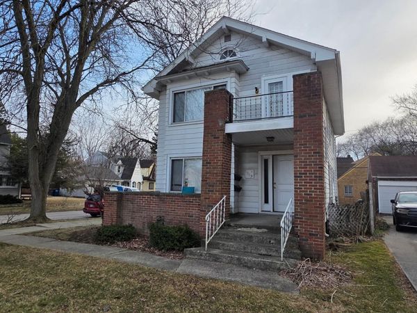 3803 Monroe Street , Toledo, OH 43606