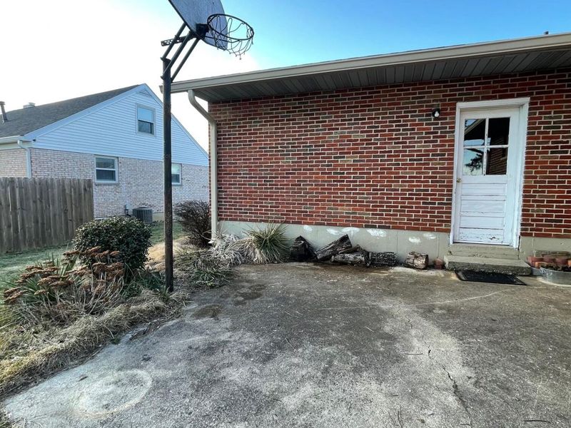 1921 Elaina Drive, Springfield, OH 45503 Photo 11