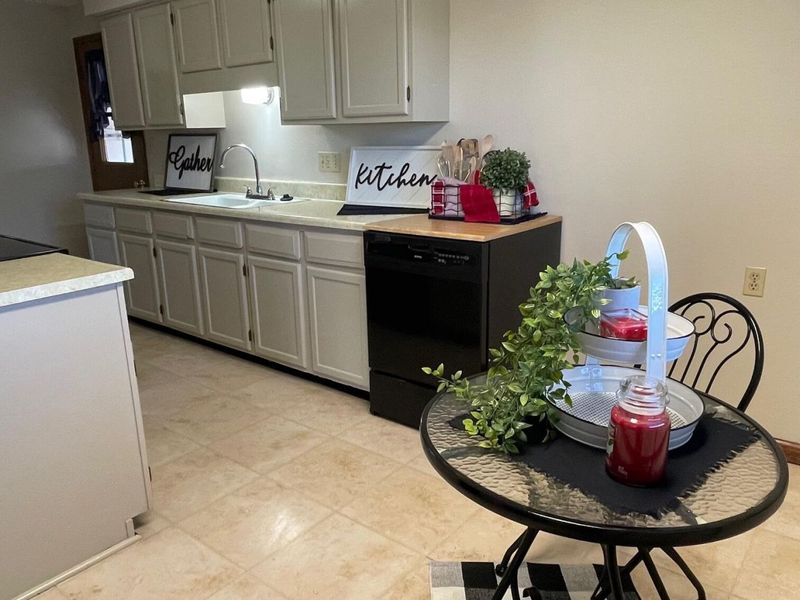 1921 Elaina Drive, Springfield, OH 45503 Photo 27