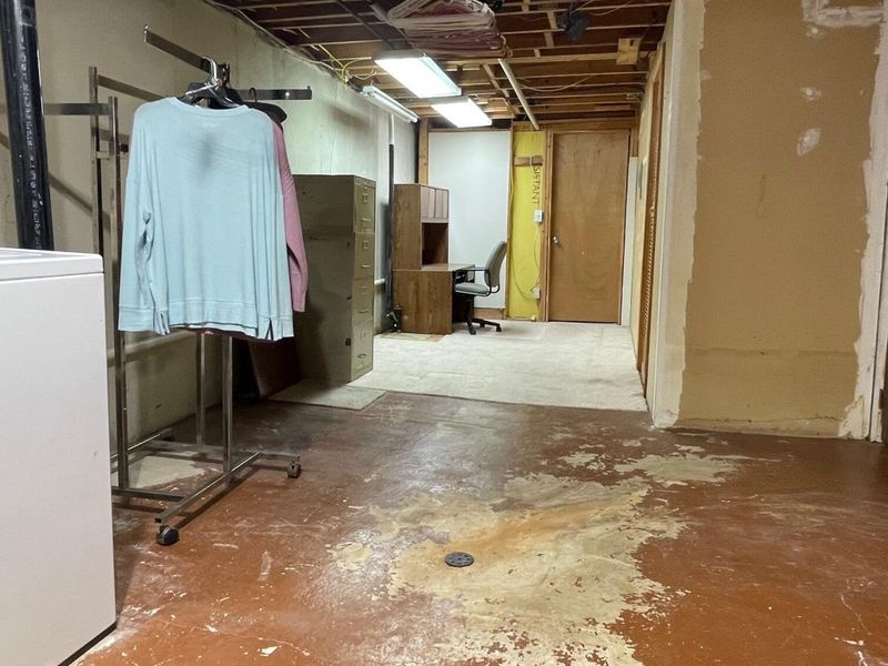 1921 Elaina Drive, Springfield, OH 45503 Photo 35