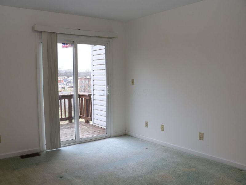 112 W Hamtramck Street , Mount Vernon, OH 43050 Photo 6