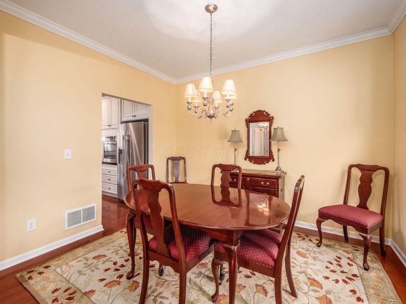 210 Tinley Park Circle , Delaware, OH 43015 Photo 5