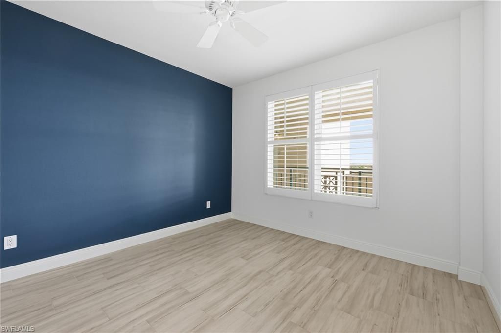 425 Cove Tower Dr, Unit 703, Naples, FL 34110 Photo