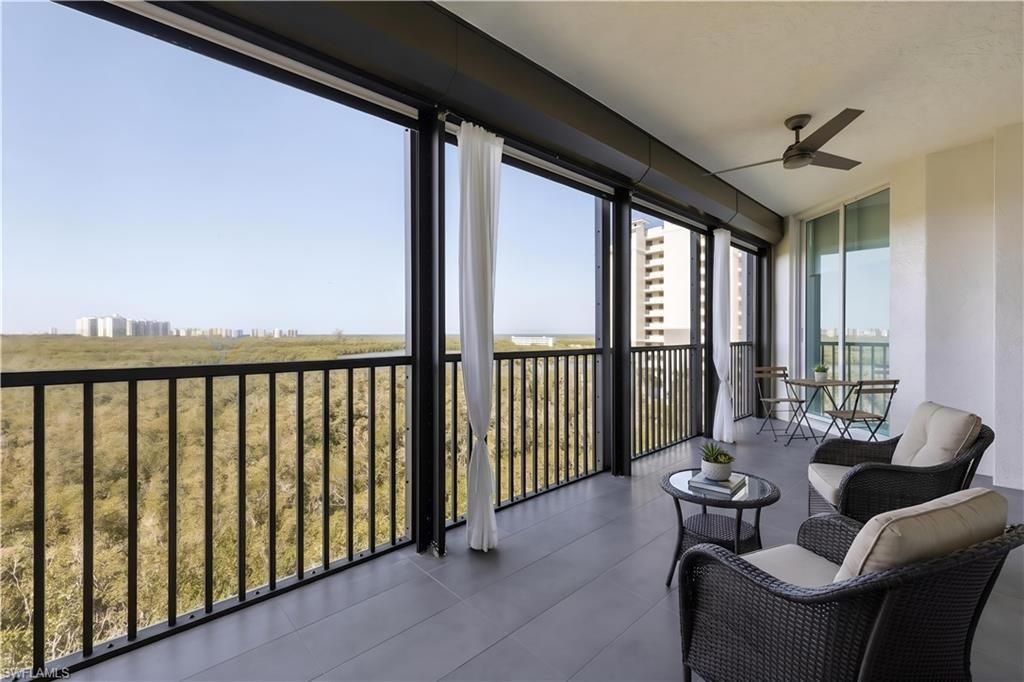 425 Cove Tower Dr, Unit 703, Naples, FL 34110 Photo