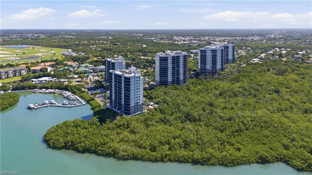 425 Cove Tower Dr, Unit 703, Naples, FL 34110 Photo