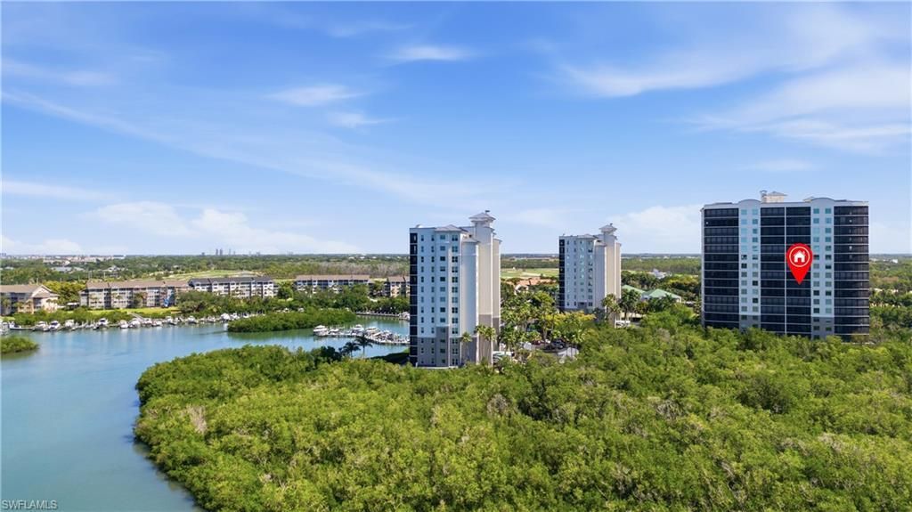 425 Cove Tower Dr, Unit 703, Naples, FL 34110 Photo